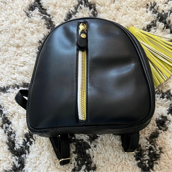 Steve Madden backpack purse - Picture 1 of 3